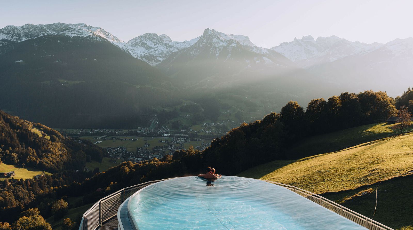 outdoor-pool montafon schruns